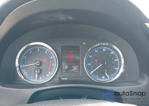 2017 Toyota Corolla Le z USA, uszkodzony, nr VIN 5YFBURHE3HP588995